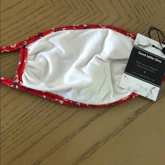 2 for $20! Red Floral print face mask - Picture 5 of 9